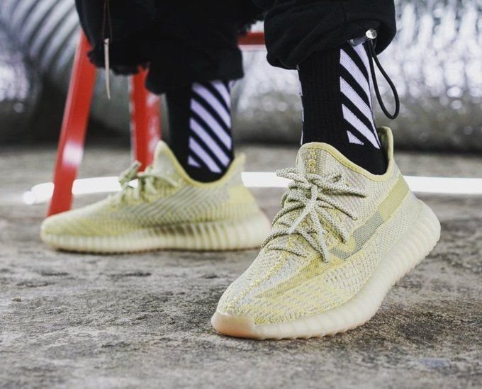 Branded Yezzy Boost 350 v2 Antilia Non Reflective - Image 5