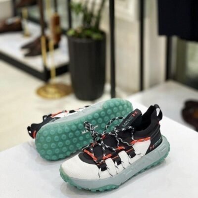 Branded UA HOVR Summit White Black