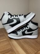 Branded Retro 1 shadow 2.0 with extra laces